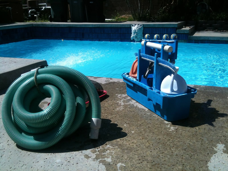 pool-cleaning-330399 1280